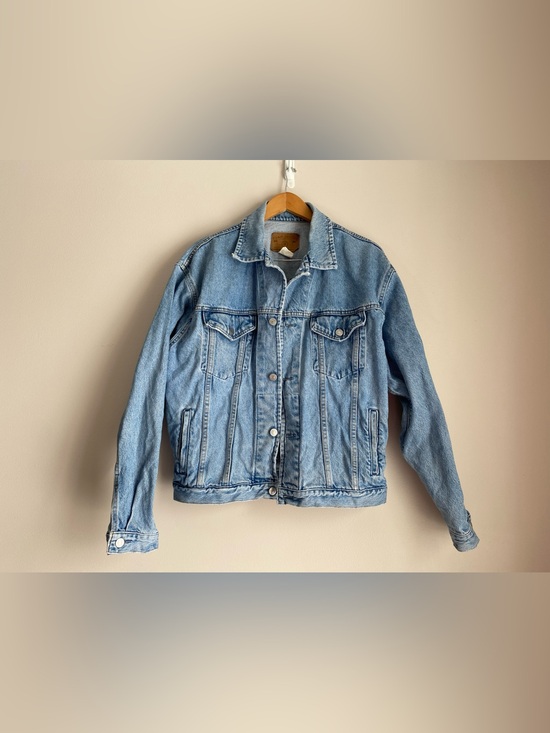 GAP Jackets & Blazers - GAP Vintage Denim Jacket Large